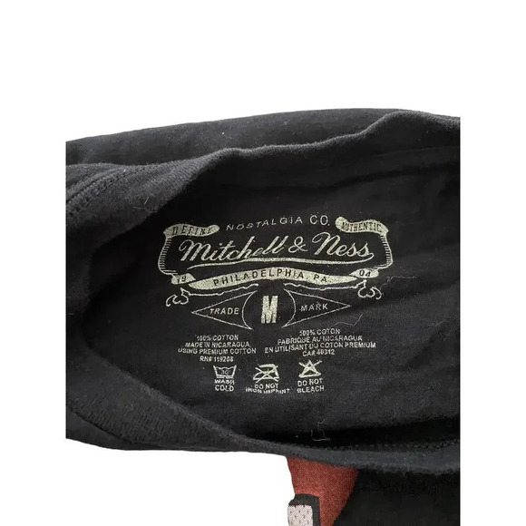 Mitchell & Ness Dennis Rodman Black Short Sleeve T-Shirt Size Medium - Picture 3 of 4